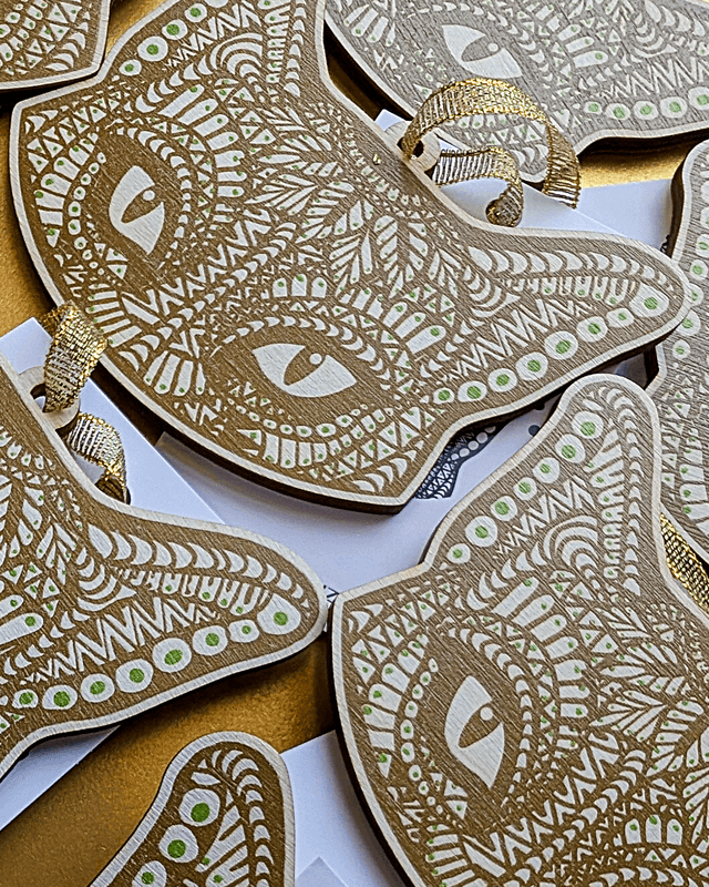 Kitty Hanging Decoration – Eco-Friendly Wooden Ornament