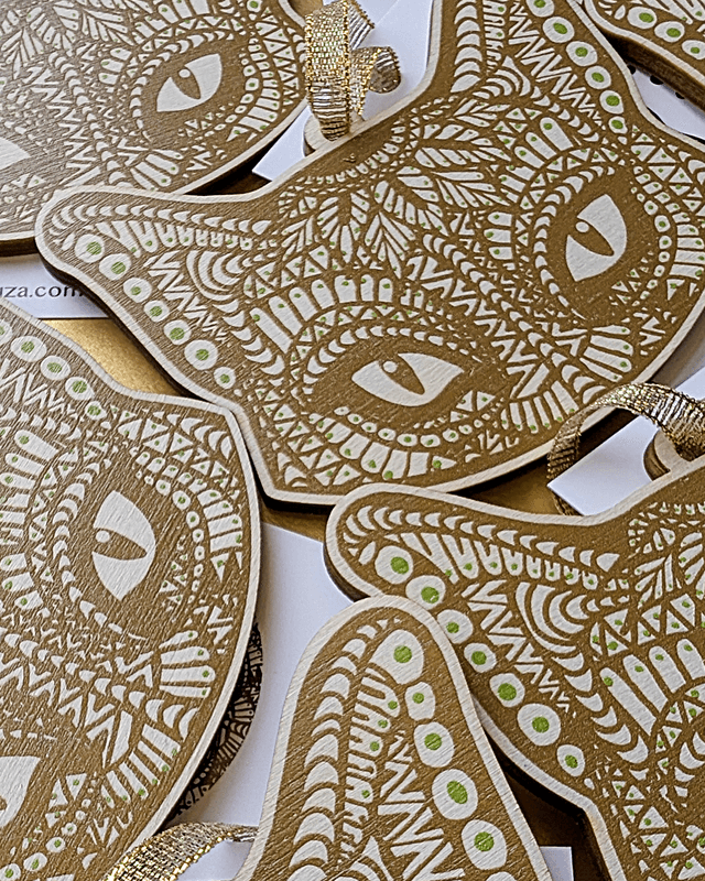 Kitty Hanging Decoration – Eco-Friendly Wooden Ornament